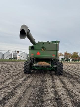 Image of John Deere S790 equipment image 2