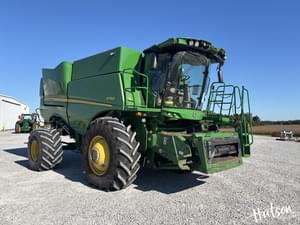 2023 John Deere S790 Image