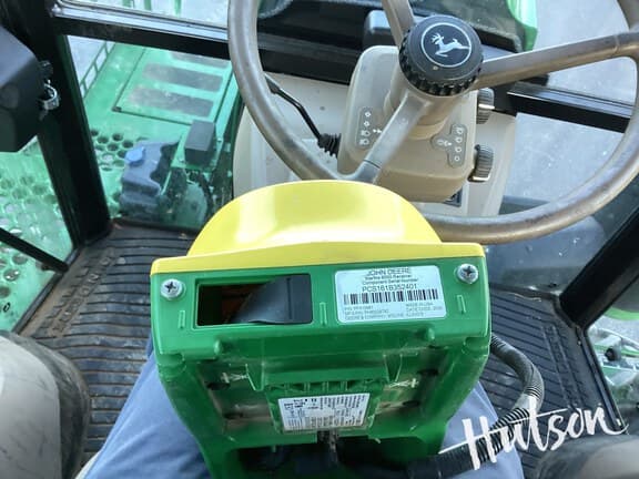 Image of John Deere StarFire 6000 equipment image 3