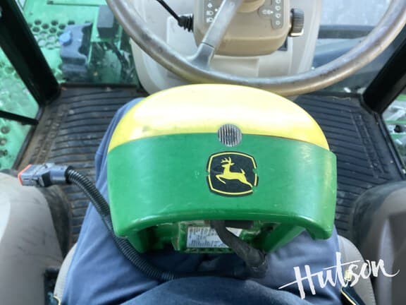 Image of John Deere StarFire 6000 equipment image 1
