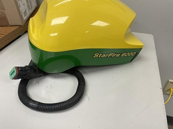 Image of John Deere StarFire 6000 Image 0