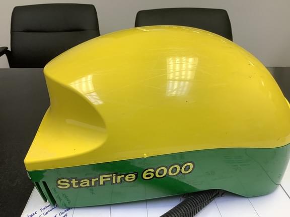 Image of John Deere StarFire 6000 Image 1