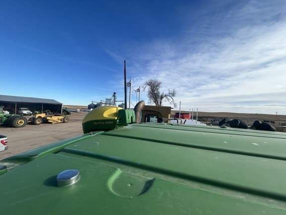 Image of John Deere StarFire 6000 equipment image 2