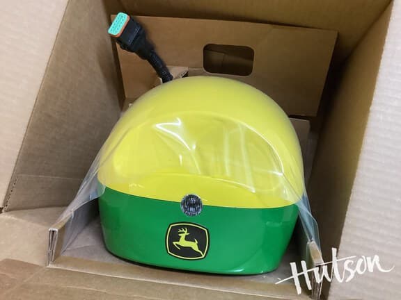 Image of John Deere StarFire 6000 equipment image 3