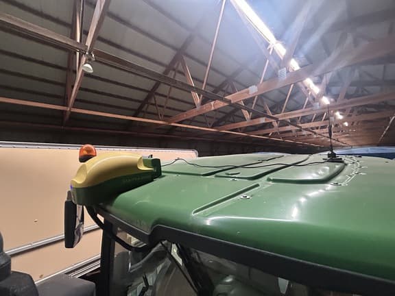 Image of John Deere StarFire 6000 equipment image 3