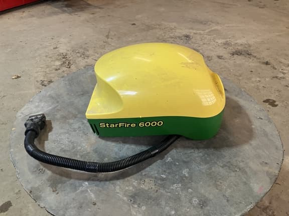 Image of John Deere StarFire 6000 Image 1