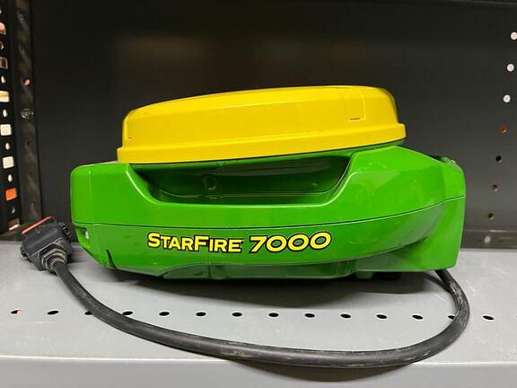 Image of John Deere StarFire 7000 Image 1