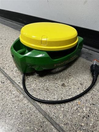 Main image John Deere StarFire 7000