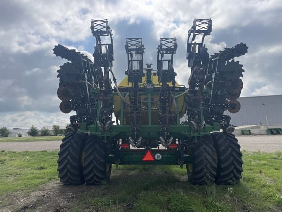 Image of John Deere ST12 equipment image 4