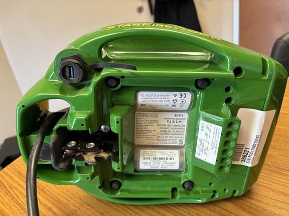 Image of John Deere StarFire 7000 equipment image 1