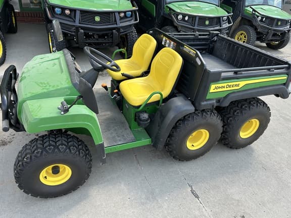 Image of John Deere Gator TH 6x4 equipment image 1