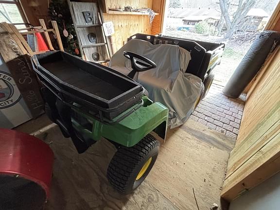 Image of John Deere Gator TH 6x4 Primary image