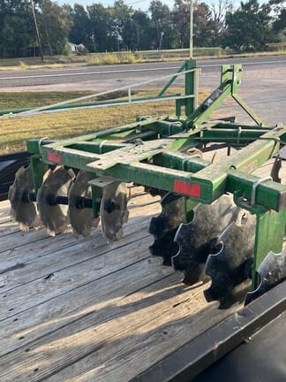 2023 Frontier TM1164 Equipment Image0