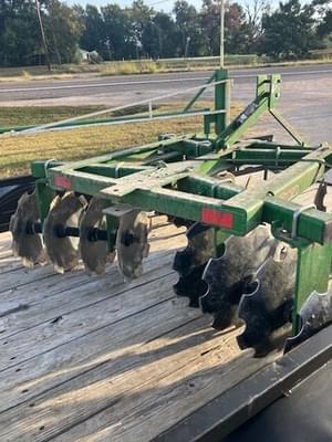 2023 Frontier TM1164 Image