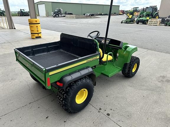 Image of John Deere Gator TS 4x2 equipment image 4