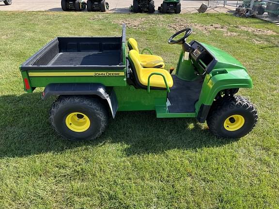 Image of John Deere Gator TS 4x2 equipment image 4