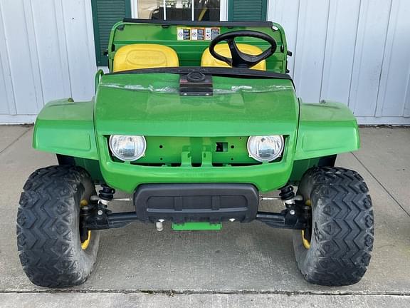 Image of John Deere Gator TS 4x2 equipment image 2