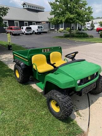 Image of John Deere Gator TS 4x2 equipment image 3