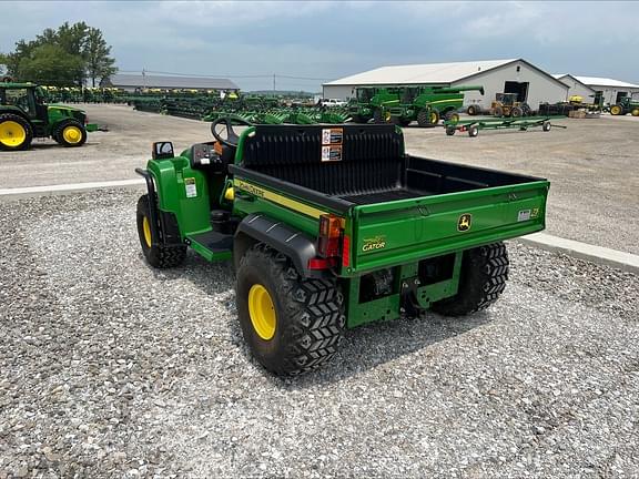 Image of John Deere Gator TS 4x2 equipment image 3