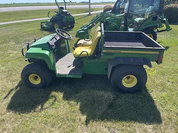 Image of John Deere Gator TS 4x2 equipment image 2