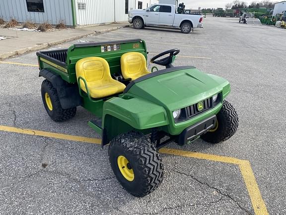 Image of John Deere Gator equipment image 2