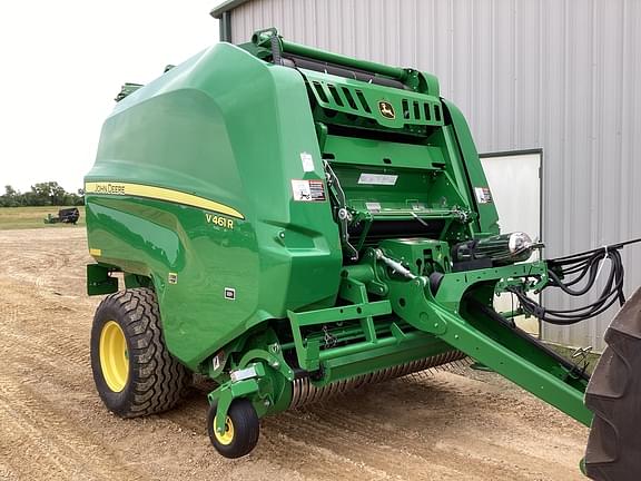Image of John Deere V461R equipment image 3