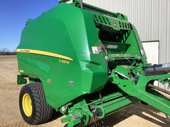 Image of John Deere V461R equipment image 3