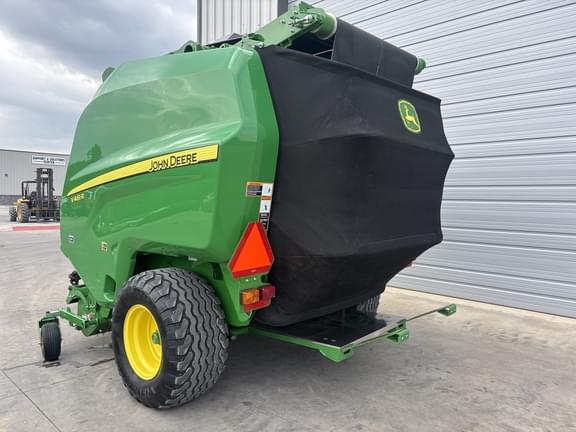 Image of John Deere V461R equipment image 2