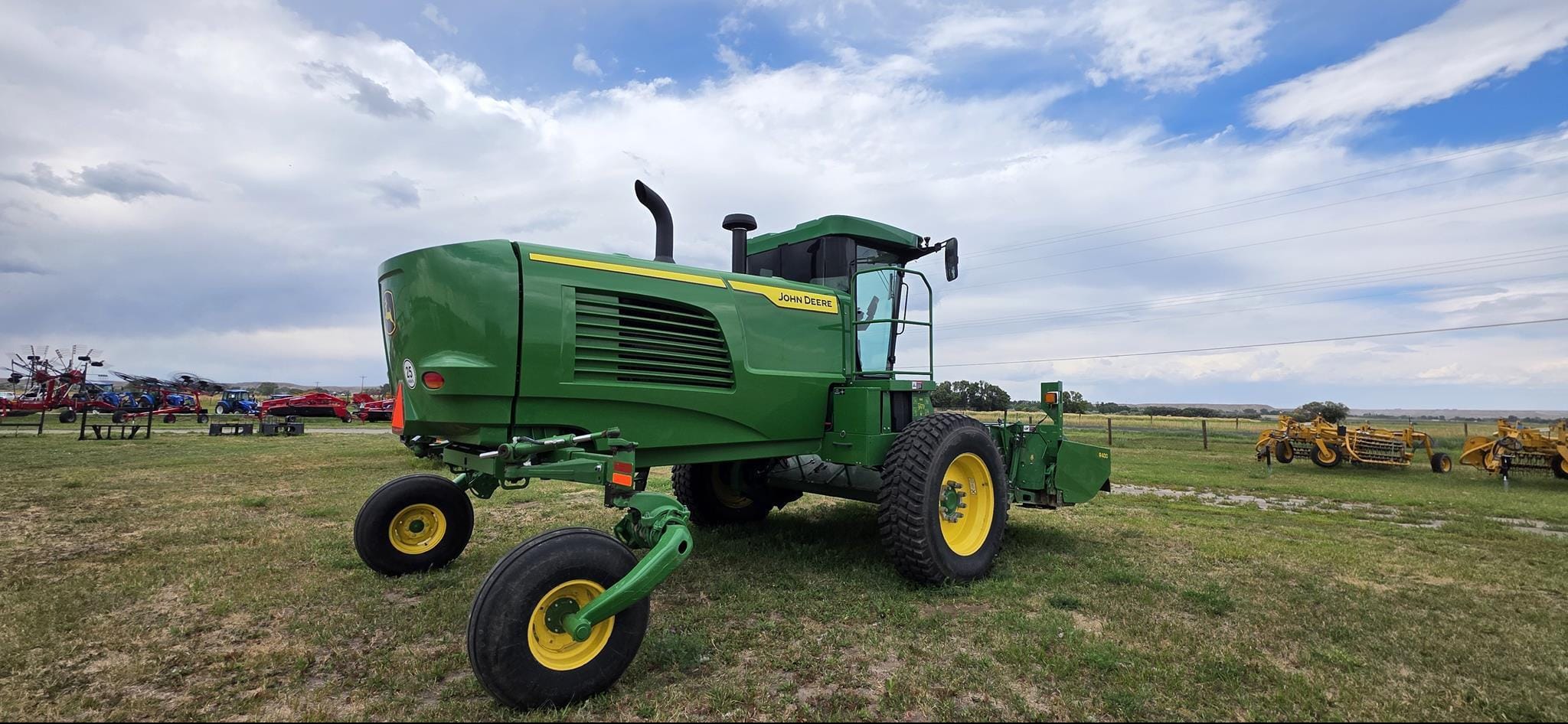 2023 John Deere W200M Equipment Image0