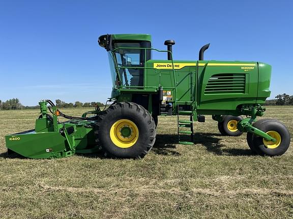 Image of John Deere W200M equipment image 3