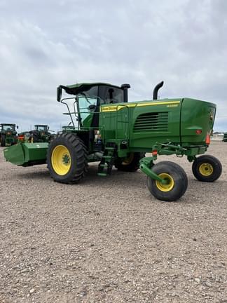 Image of John Deere W235 equipment image 4