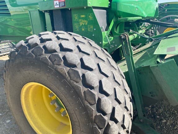 Image of John Deere W235M equipment image 2