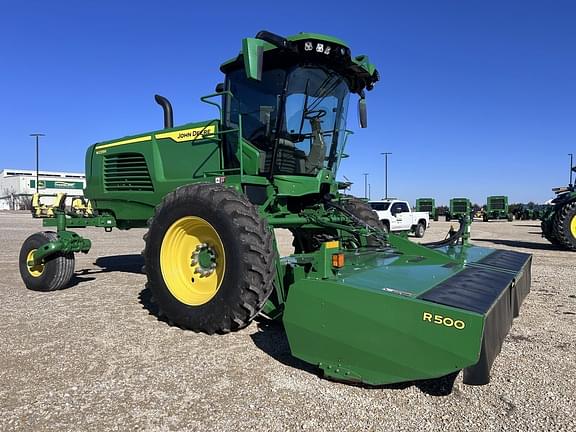 Image of John Deere W235R equipment image 2