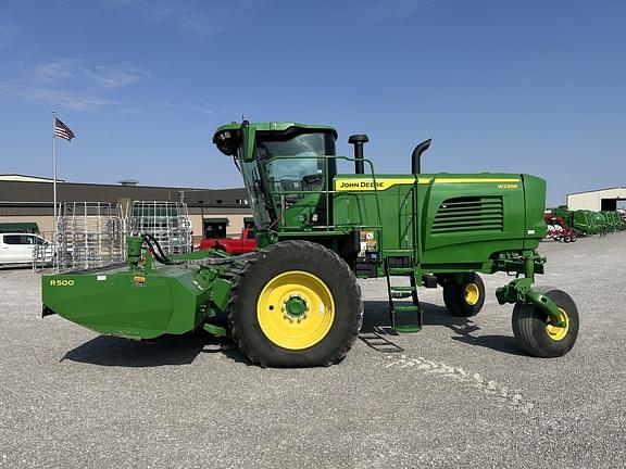 Image of John Deere W235R equipment image 1