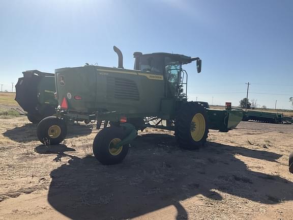 Image of John Deere W235R equipment image 4