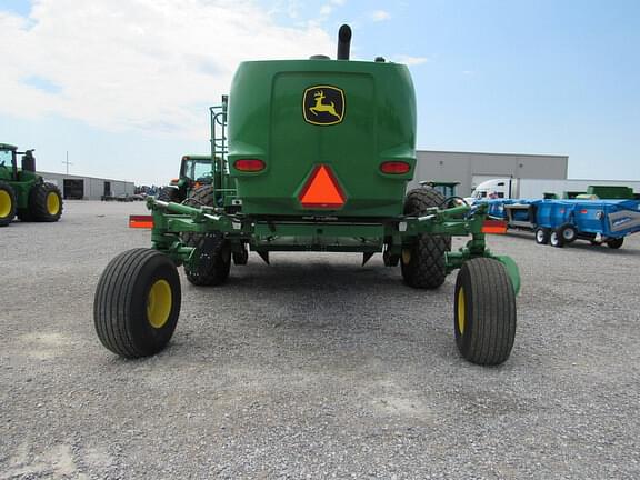 Image of John Deere W235R equipment image 3