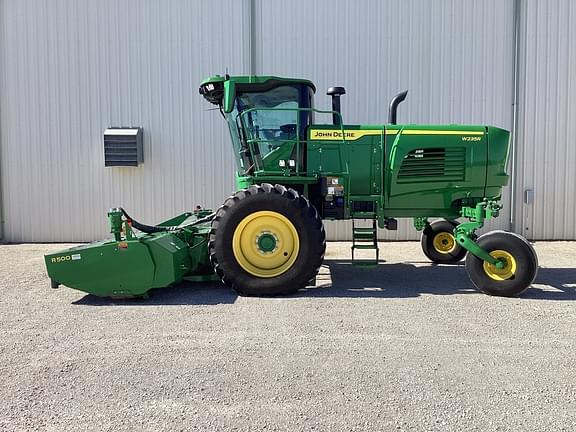 Image of John Deere W235 equipment image 1