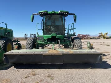 Main image John Deere W235R