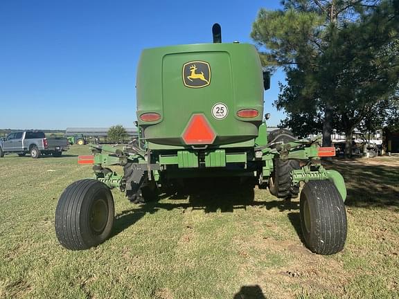 Image of John Deere W235R equipment image 3