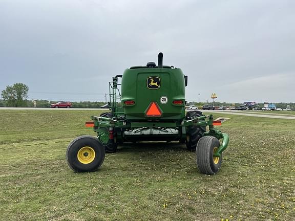 Image of John Deere W235R equipment image 3