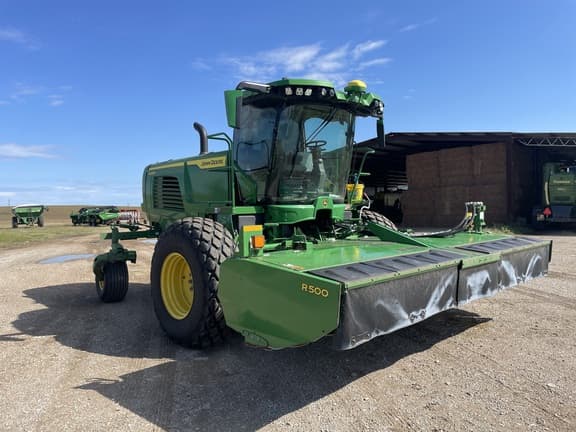 Image of John Deere W235R equipment image 2