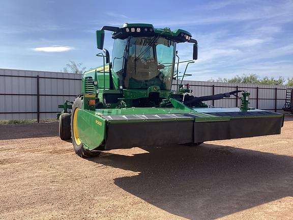 Image of John Deere W235R equipment image 4