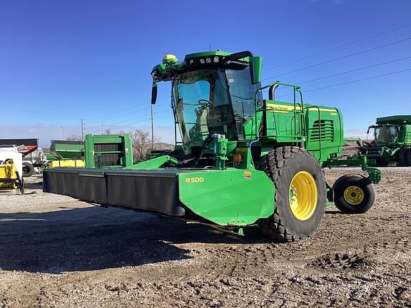 Image of John Deere W235R equipment image 2