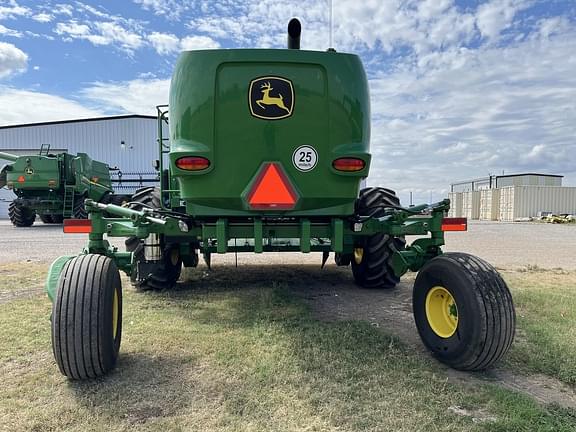 Image of John Deere W235R equipment image 3