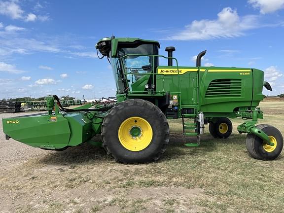 Image of John Deere W235R equipment image 1