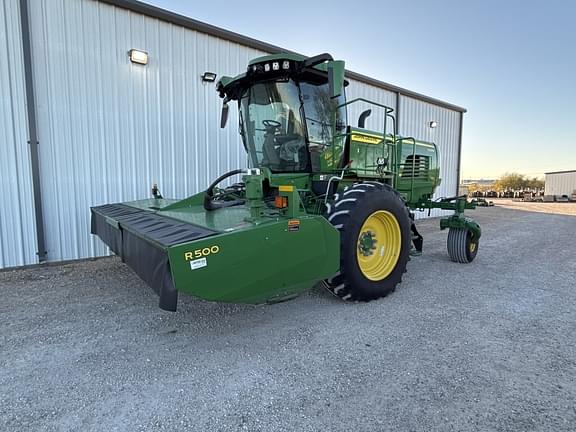 Image of John Deere W235R equipment image 2