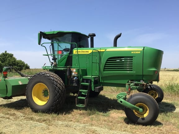 2023 John Deere W235R Equipment Image0