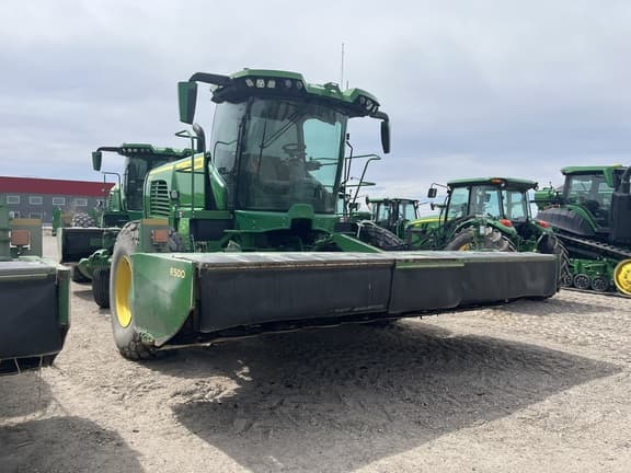 Image of John Deere W235R equipment image 2