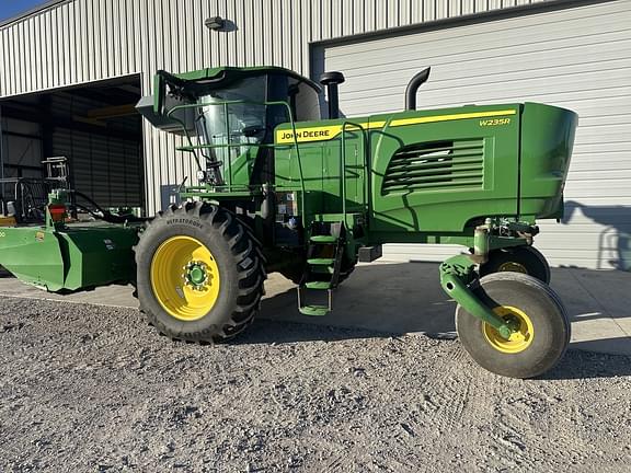 Image of John Deere W235R equipment image 1