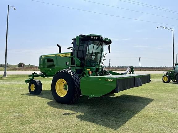 Image of John Deere W235R equipment image 2